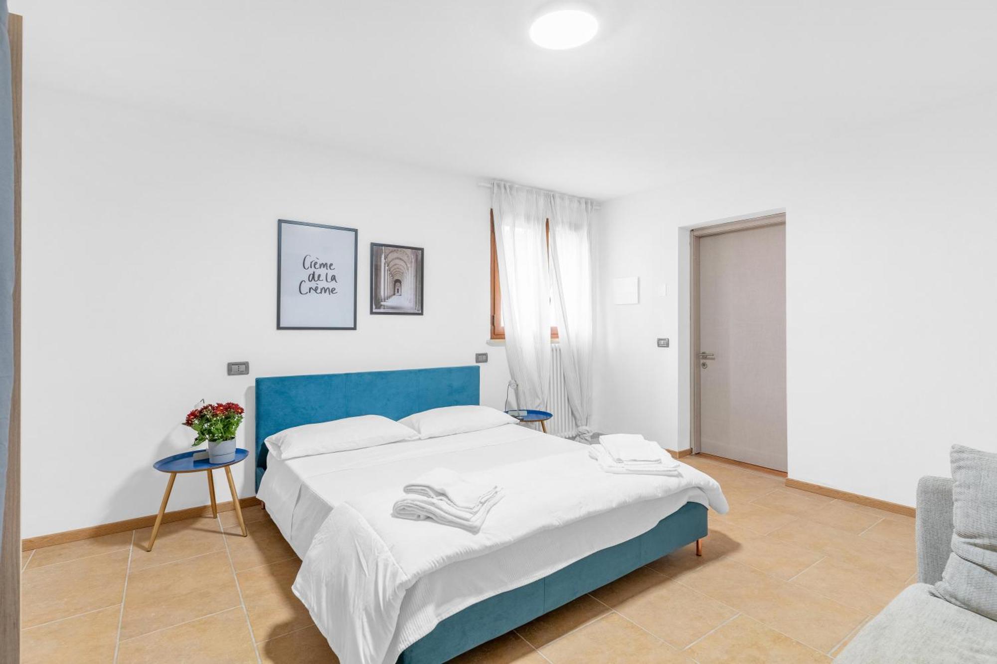 -Free Pool And Parking- Garda House Apartments Castelnuovo del Garda Exterior foto