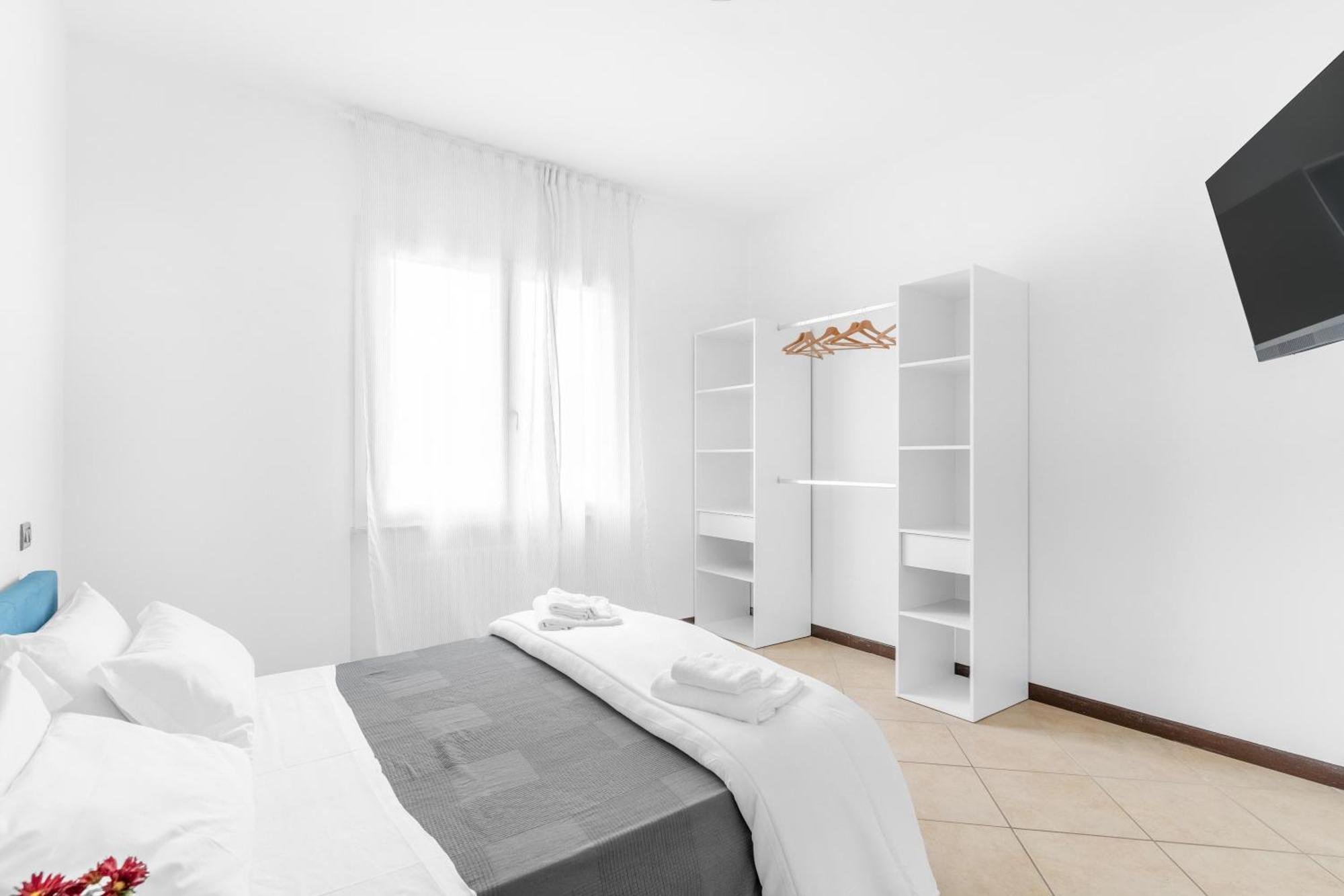 -Free Pool And Parking- Garda House Apartments Castelnuovo del Garda Exterior foto